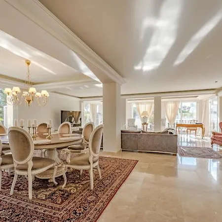 فيلة Maison Chatulle