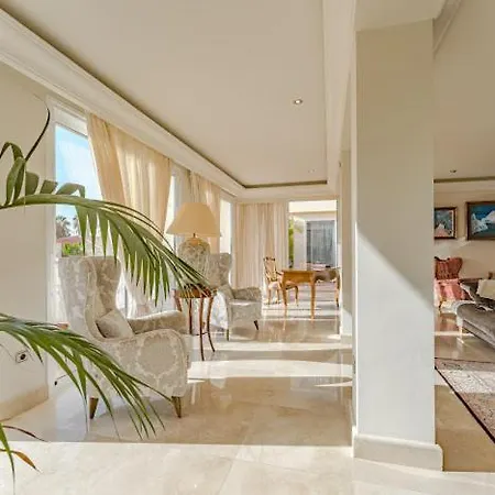 Maison Chatulle אדחה